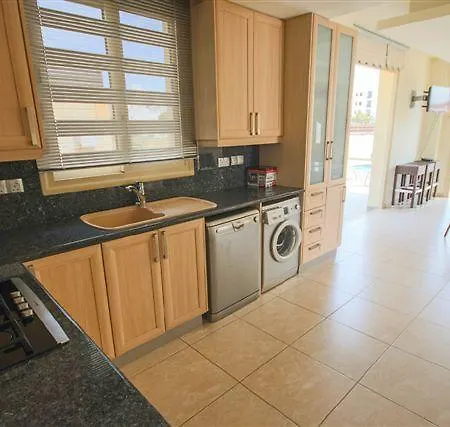 Florie Протарас