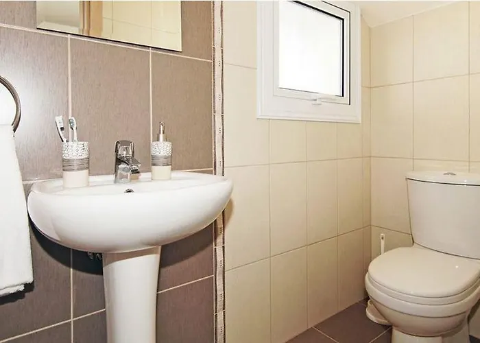 Florie פרוטאראס