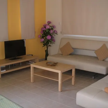 Florie Villa