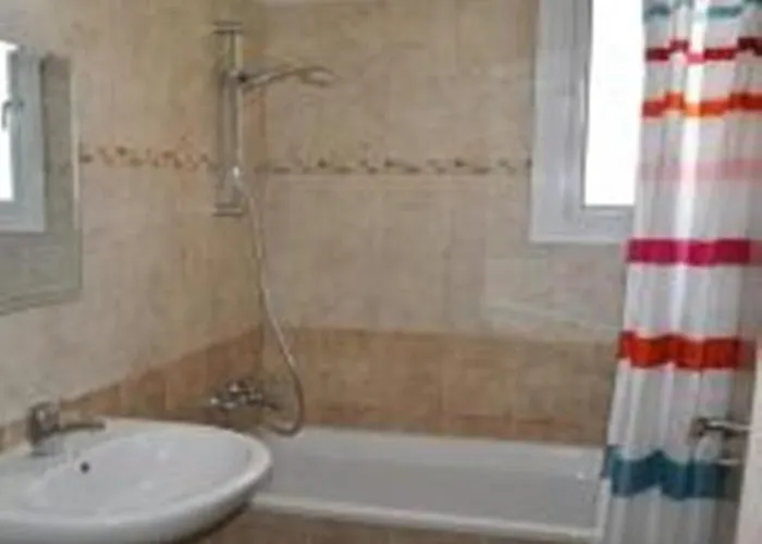 Florie Villa Protaras