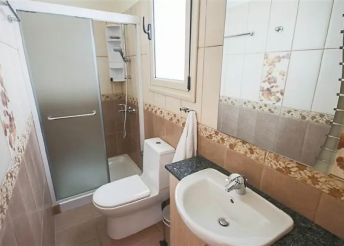 Florie Villa Protaras